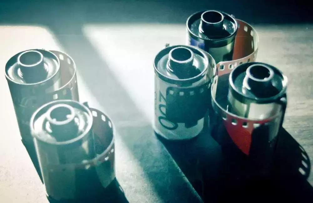 Anche in campo cinematografico, l'Italia ha qualcosa da dire! Molti attori e molte pellicole del nostro Paese sono apprezzate anche fuori dai confini nazionali.