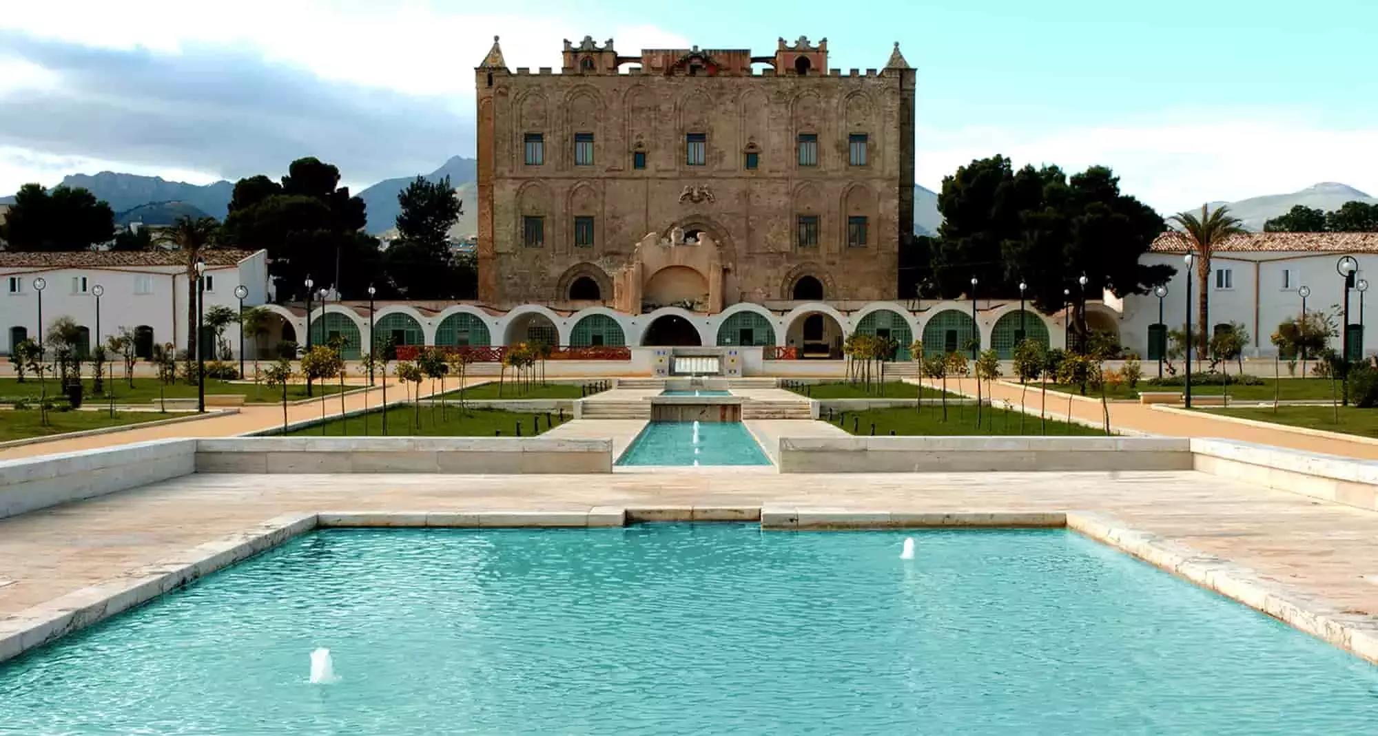 Imparare l'italiano e conoscere la città di Palermo allo stesso tempo è possibile tramite i corsi di lingua e cultura italiana. 