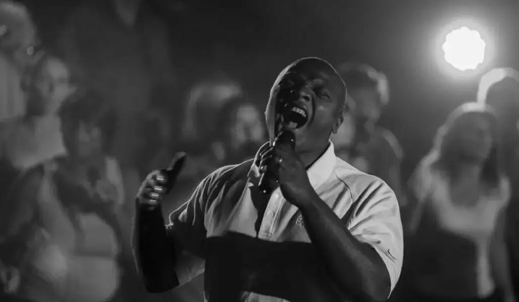 Scopri i vantaggi del canto corale: avrai la possibilità di lavorare in gruppo e di condividere con altre persone miglioramenti, dubbi, perplessità, emozioni.