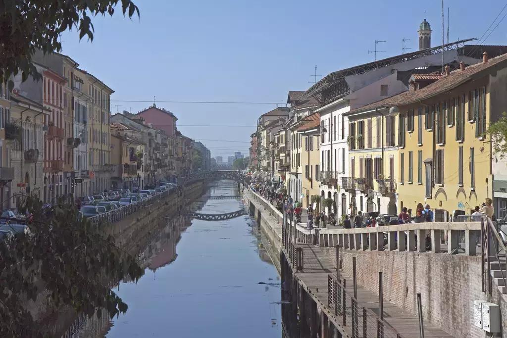 Se vuoi imparare l’italiano gratuitamente a Milano, puoi rivolgerti al CPIA più vicino.