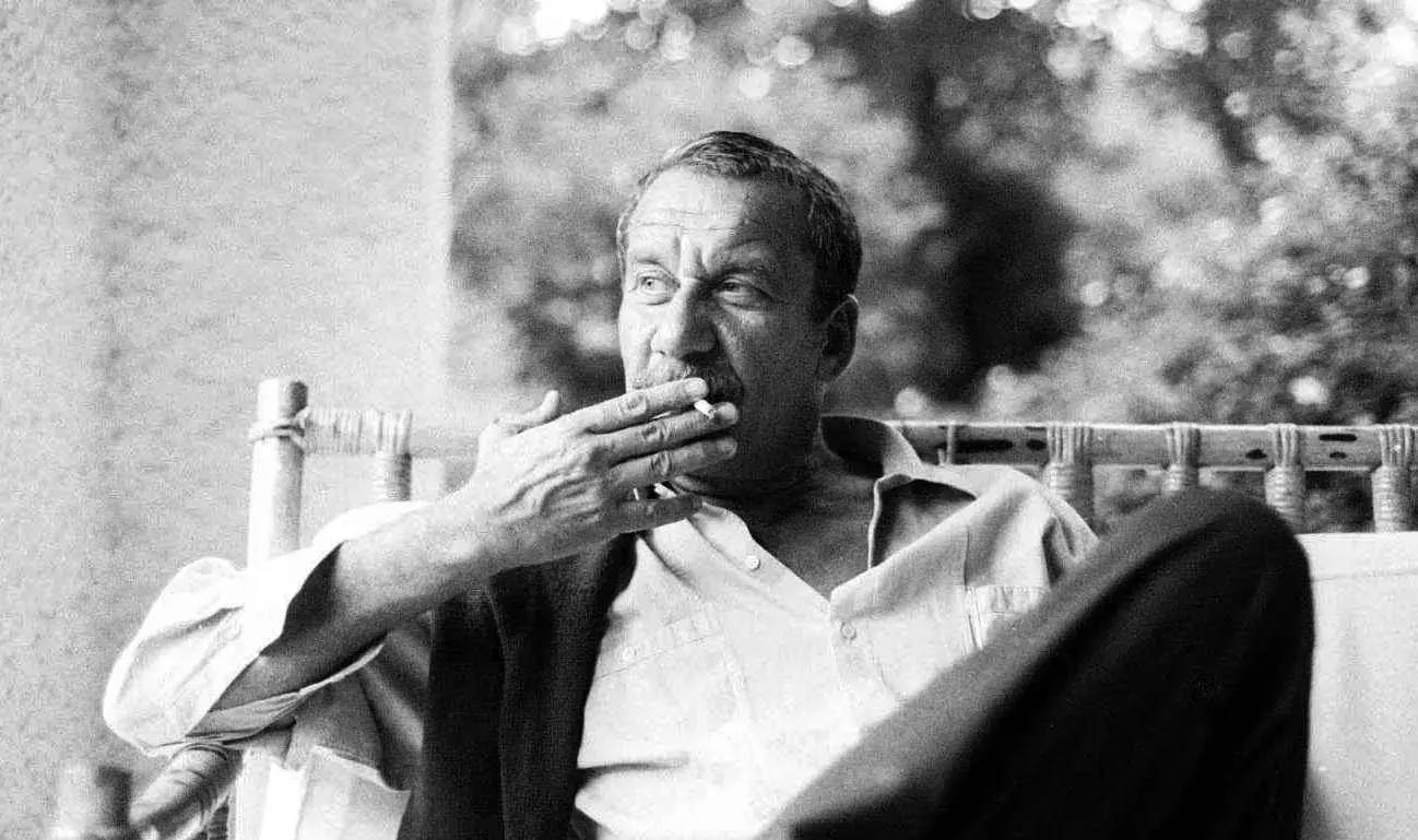 Paolo Conte e Fabrizio De André per citare un paio di genovesi, Claudio Baglioni e Francesco De Gregori, per citare un paio di romani.