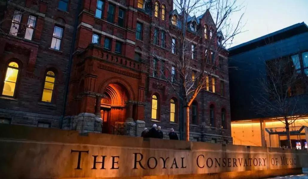 Perché non voli in Canada per studiare in uno dei conservatori più prestigiosi del mondo?