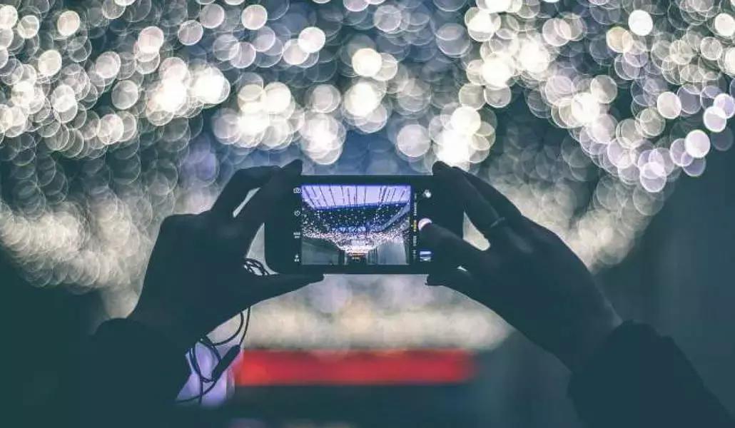 Salva le tue foto sul tuo smartphone!