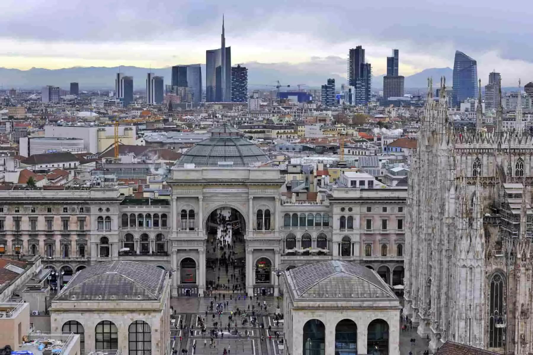 La città di Milano ti offre molti eventi legati alle immagini e la possibilità di imparare la fotografia tramite scuole, associazioni, istituti e insegnanti a domicilio.