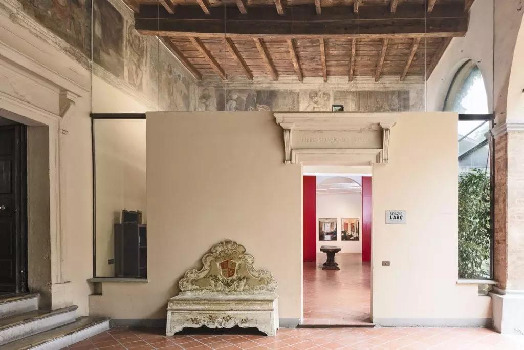 Lo Spazio Labo' di Bologna offre corsi per aspiranti fotografi. 