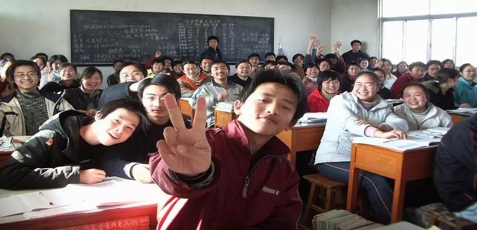 Scopriamo insieme quale formazione è necessario seguire per diventare insegnante di cinese e tenere lezioni in questa lingua parlata moltissimo nel mondo.