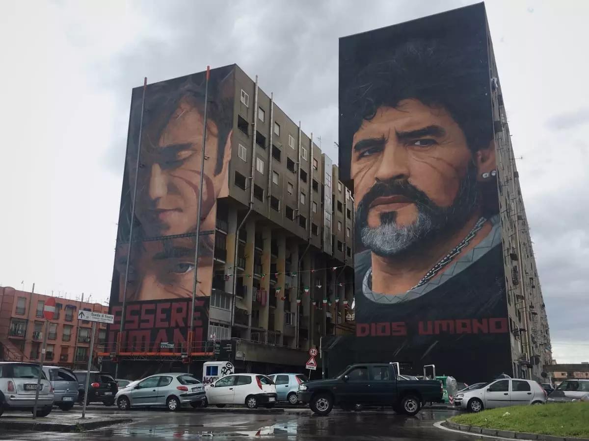A Napoli trovi corsi di disegno presso scuole e associazioni culturali, istituti di formazione universitaria, ma per un corso personalizzato contatta un maestro di disegno tramite Superprof.