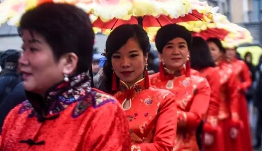 Perché non avvicinarsi al cinese tramite le comunità di Prato e Firenze?