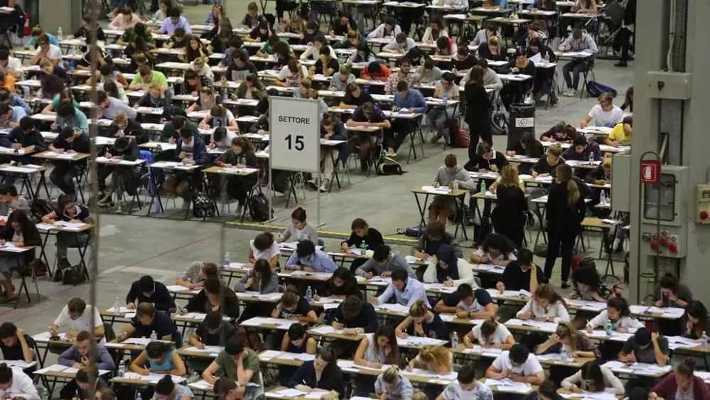 Alcuni settori come la medicina, la biologia e la scienza, continuano a fare uso massiccio della lingua latina. Ecco perché è importante studiarla ancora oggi.