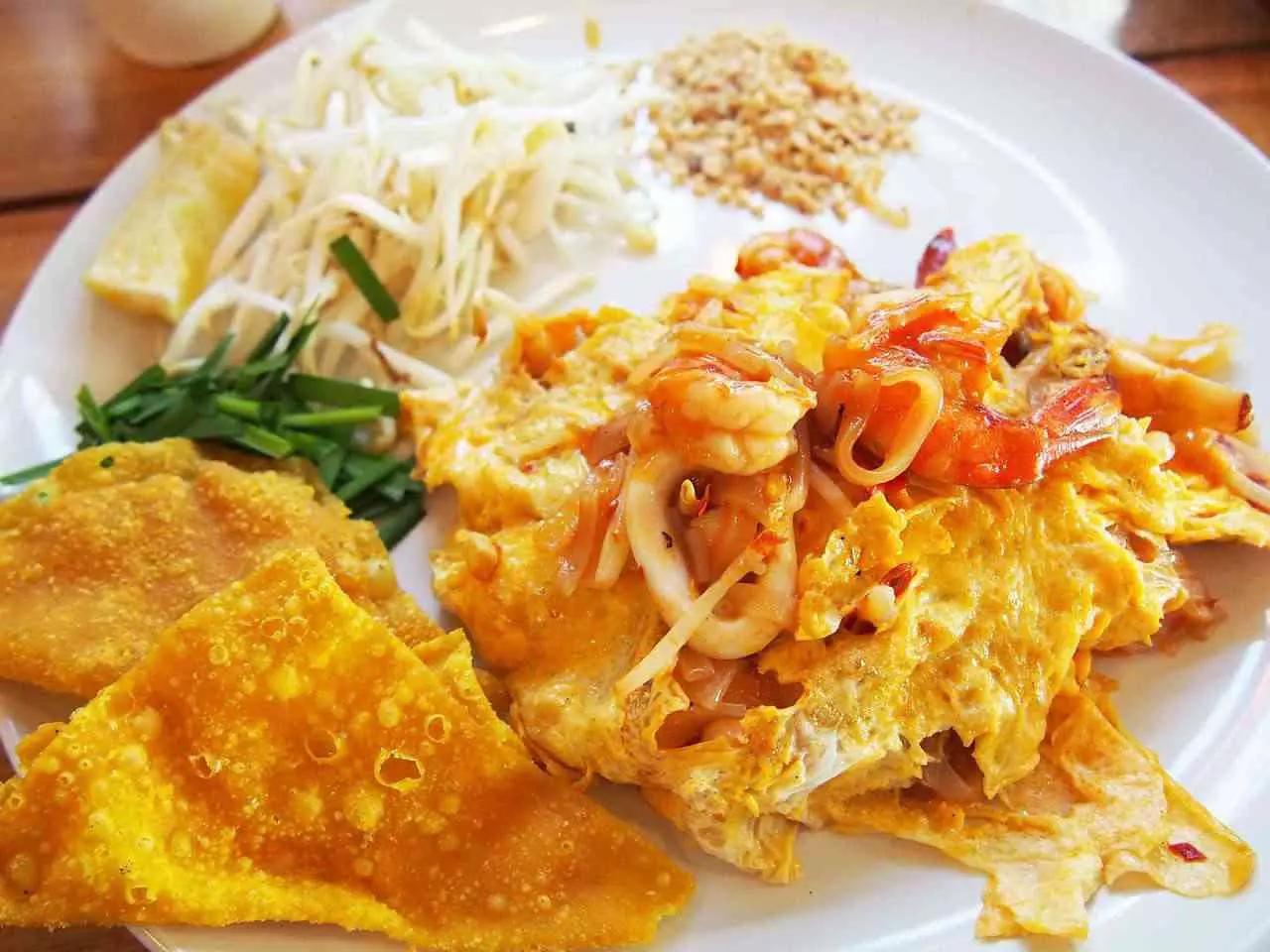 Anche se il Pad Thai è il piatto più conosciuto da noi occidentali, esistono decine e decine di altre ricette altrettanto gustose.