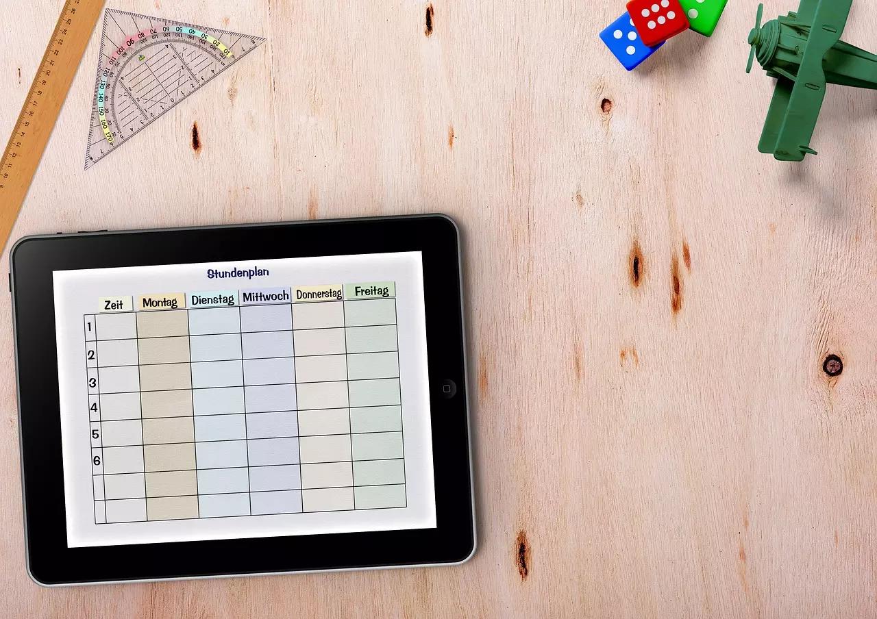 Per imparare a parlare giapponese, gli studenti possono prendere lezioni all’università.