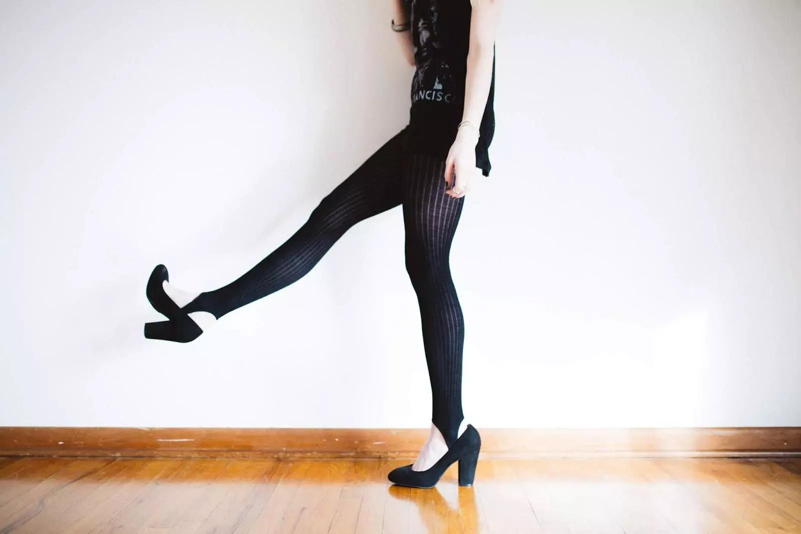 Un insegnante di danza è capace di unire diversi stili. 