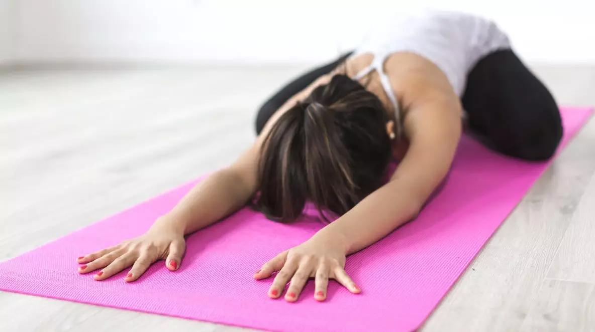Gli esercizi per il bacino aiutano ad aumentare l'elasticità e muoverti meglio durante il corso di danza.