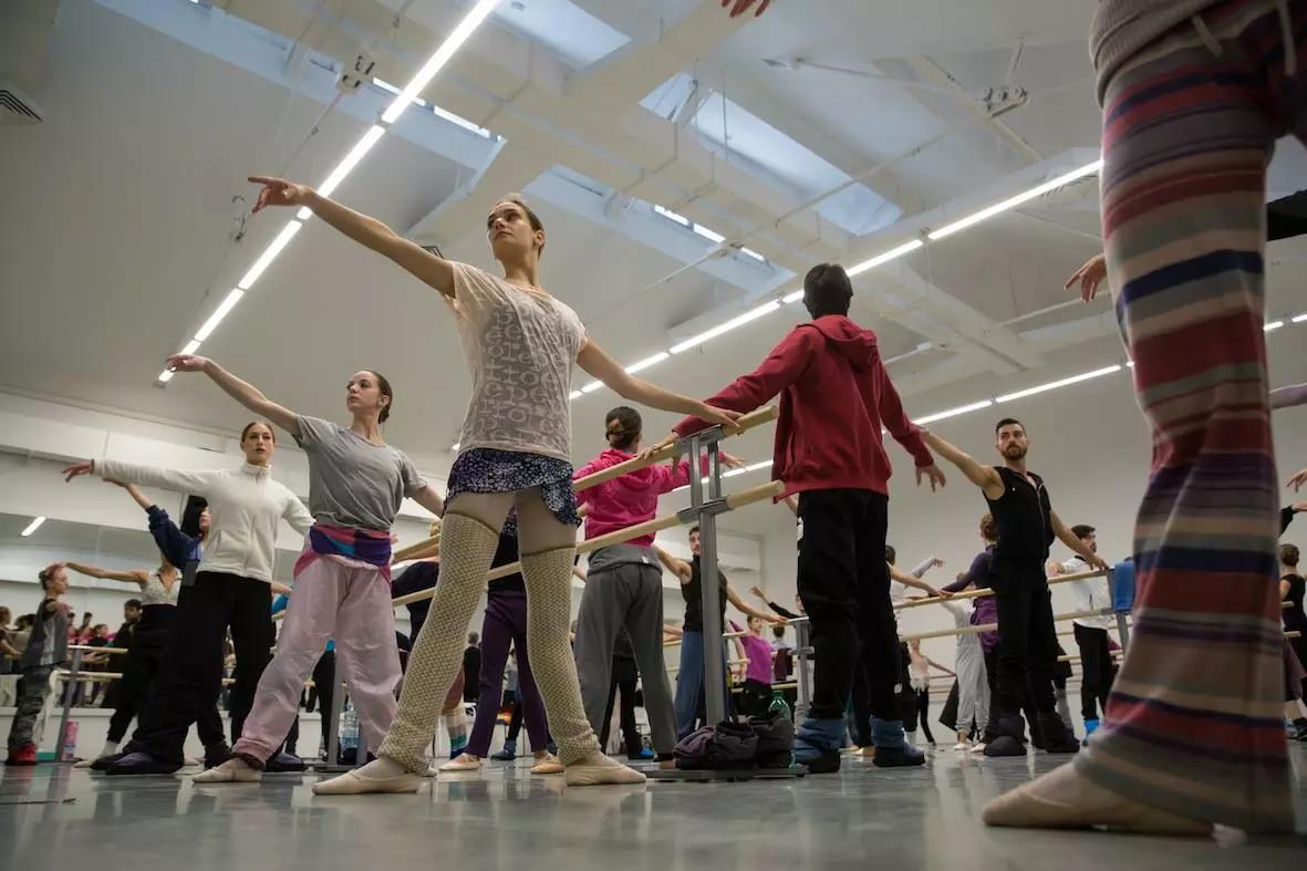 Puoi lavorare come insegnante di danza autonomo o come dipendente.