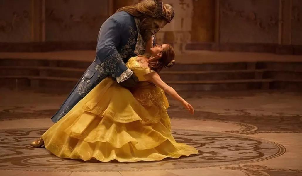 Prova a imitare la Bella e la Bestia con il tuo partner!
