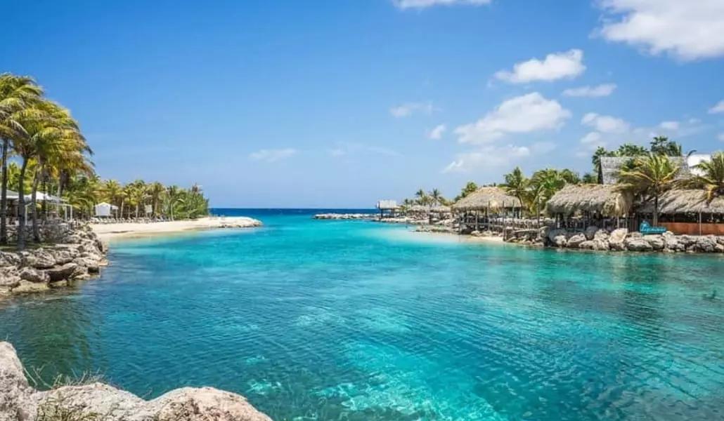 Vola alle Antille per imparare le danze caraibiche!