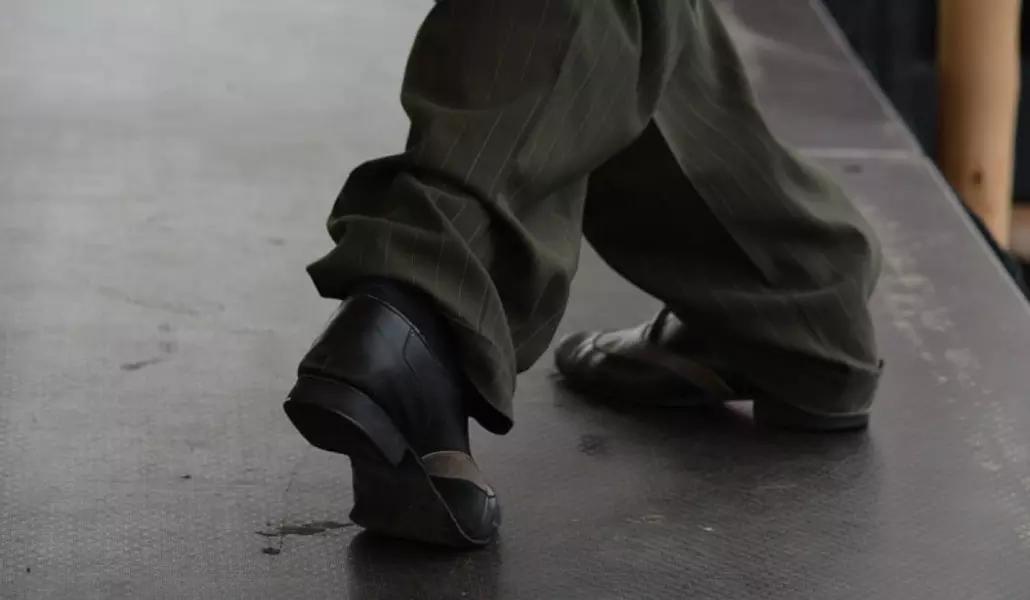 Bellissimo il gioco di gambe del tango!