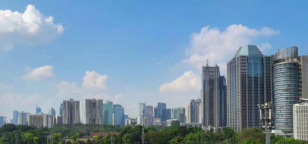 Anche se l’Indonesia è agli antipodi rispetto al mondo arabo, conta la maggiore concentrazione di musulmani.