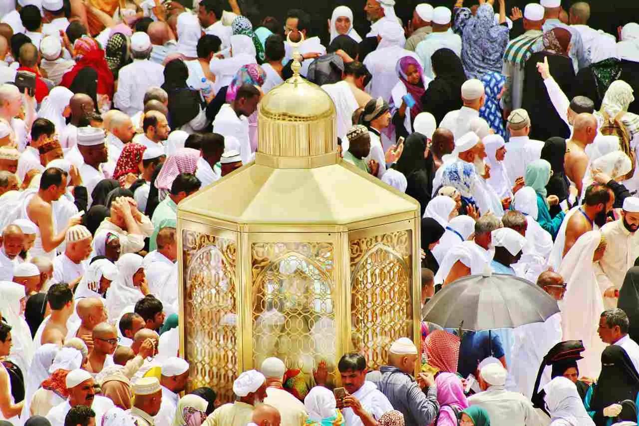 Il pellegrinaggio alla Mecca fa parte dei doveri che ogni buon musulmano deve compiere.