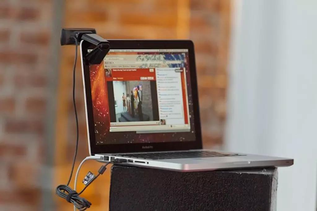 Grazie alla webcam non avrai più bisogno di spostarti!