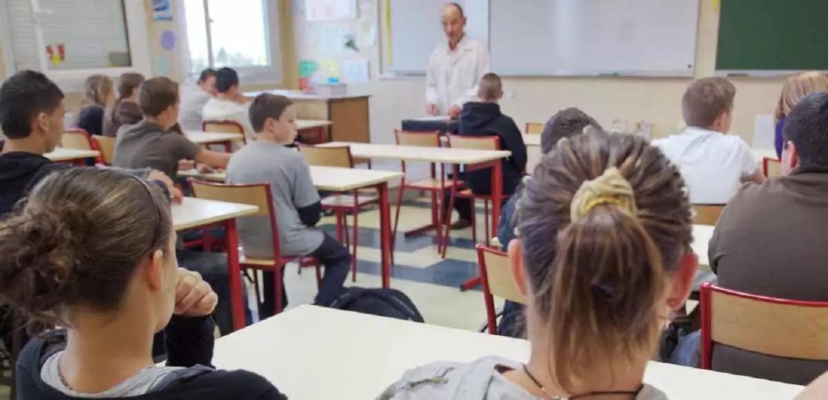 Se gli insegnanti di scuola non riescono a darti quello di cui hai bisogno, cercare un aiuto esterno è normale!