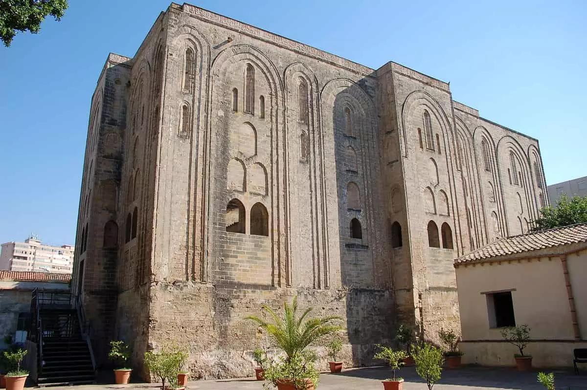 Con un corso di arabo a Palermo impari a conoscere la storia della tua città. 