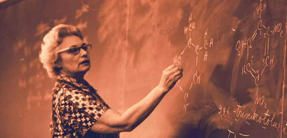 Imparare la fisica, a questo punto, sarebbe quasi come un gioco, molto esaltante.