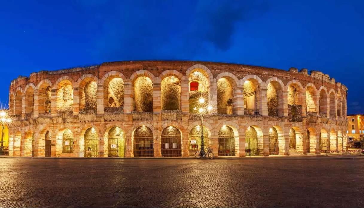 Non solo la cultura è debitrice del mondo romano, ma anche molte infrastrutture lo sono, come strade e acquedotti.