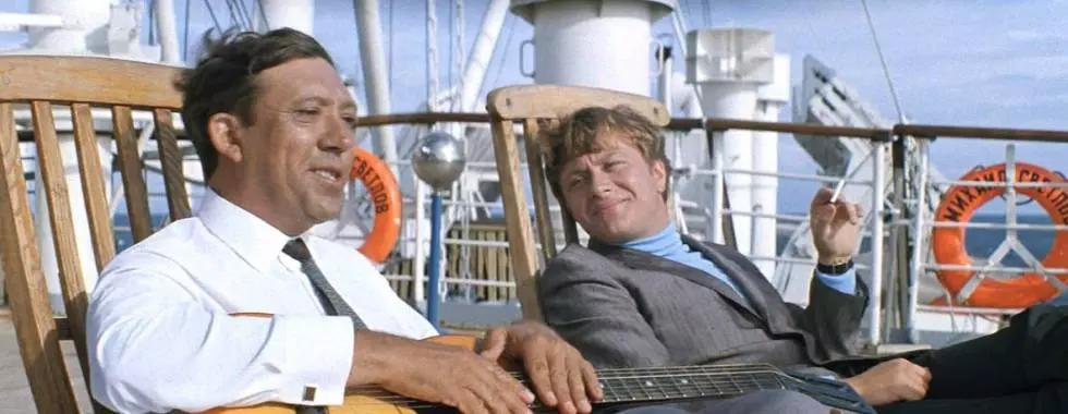 Il film "Crociera di lusso per un matto" (1978) contiene uno dei brani più cantati in Russia.