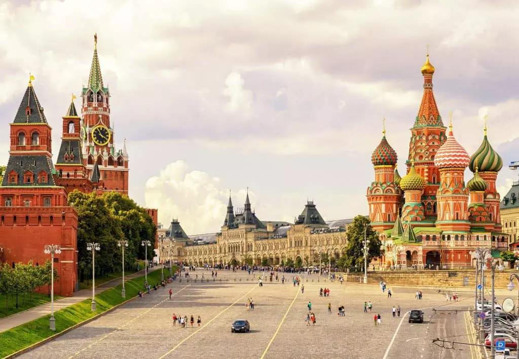 Prima di studiare in Russia ci sono delle procedure burocratiche da seguire.