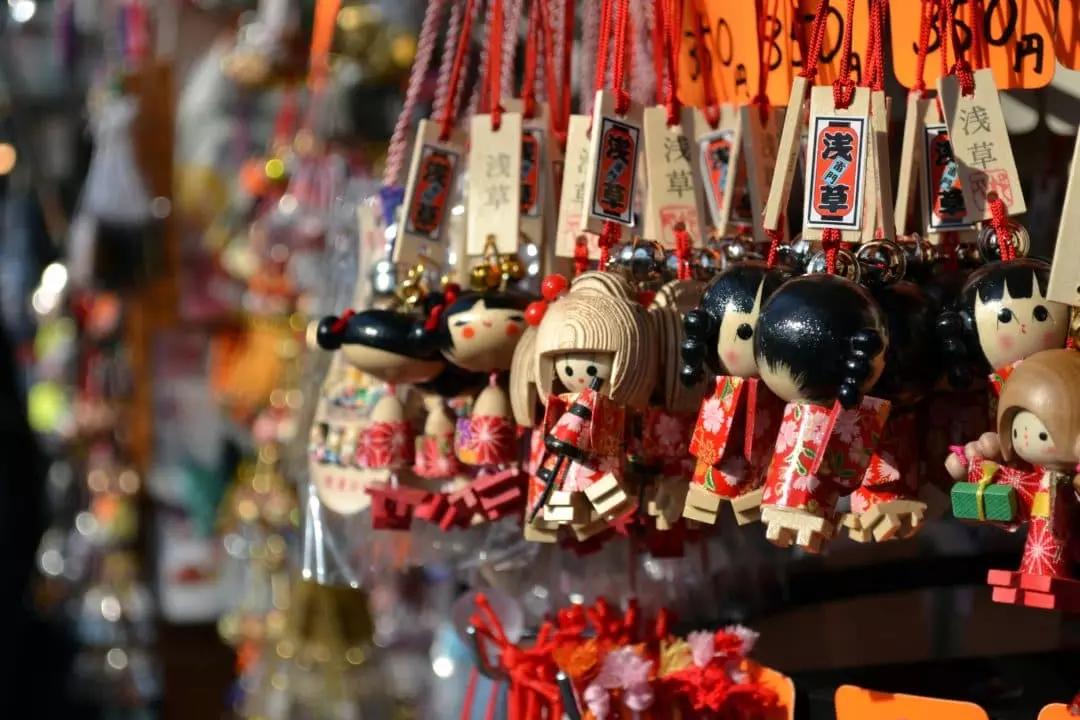 La lingua giapponese ti apre le porte della città di Tokyo.