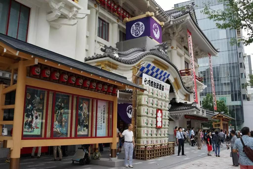 Ginza è il quartiere di Tokyo più adatto per assistere al teatro tradizionale giapponese.