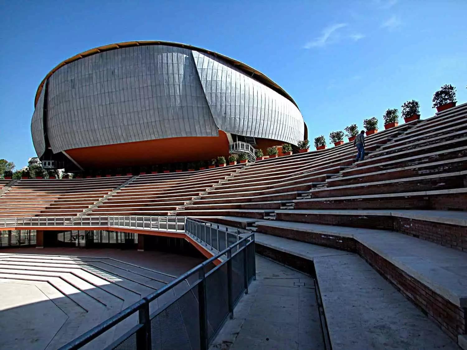 I migliori corsi di batteria a Roma per suonare al Parco della musica.