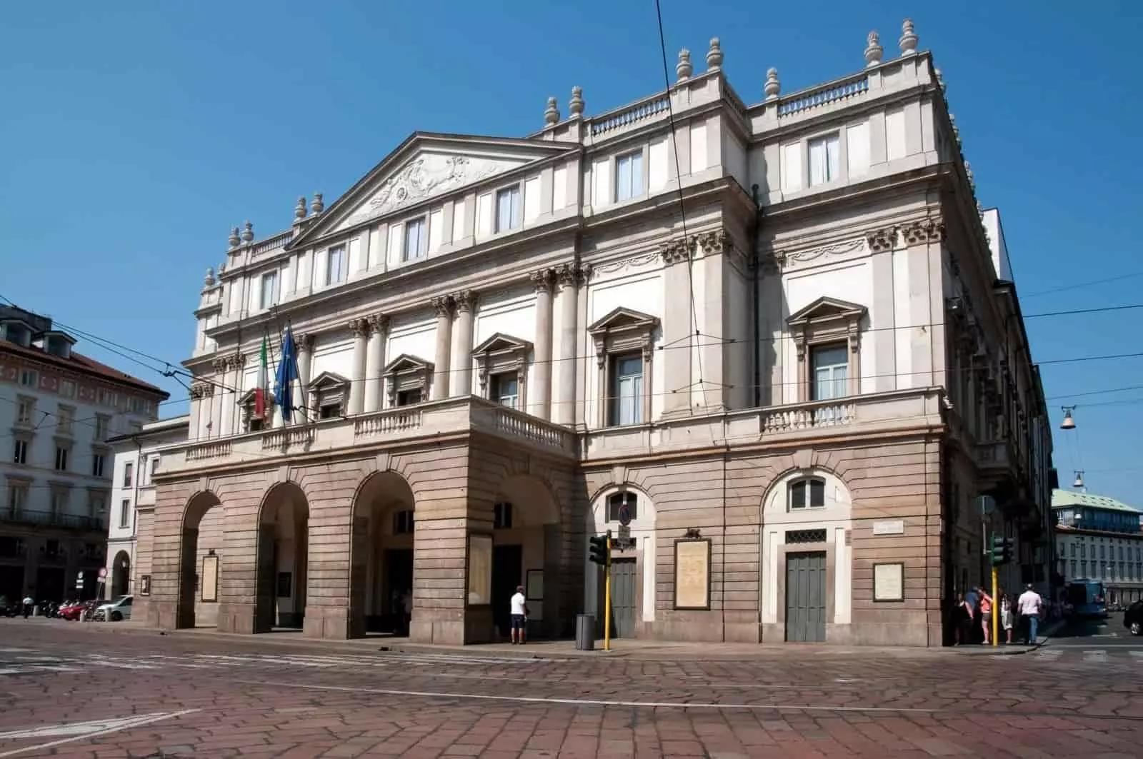 La Scala di Milano è il luogo per i musicisti più esperti.