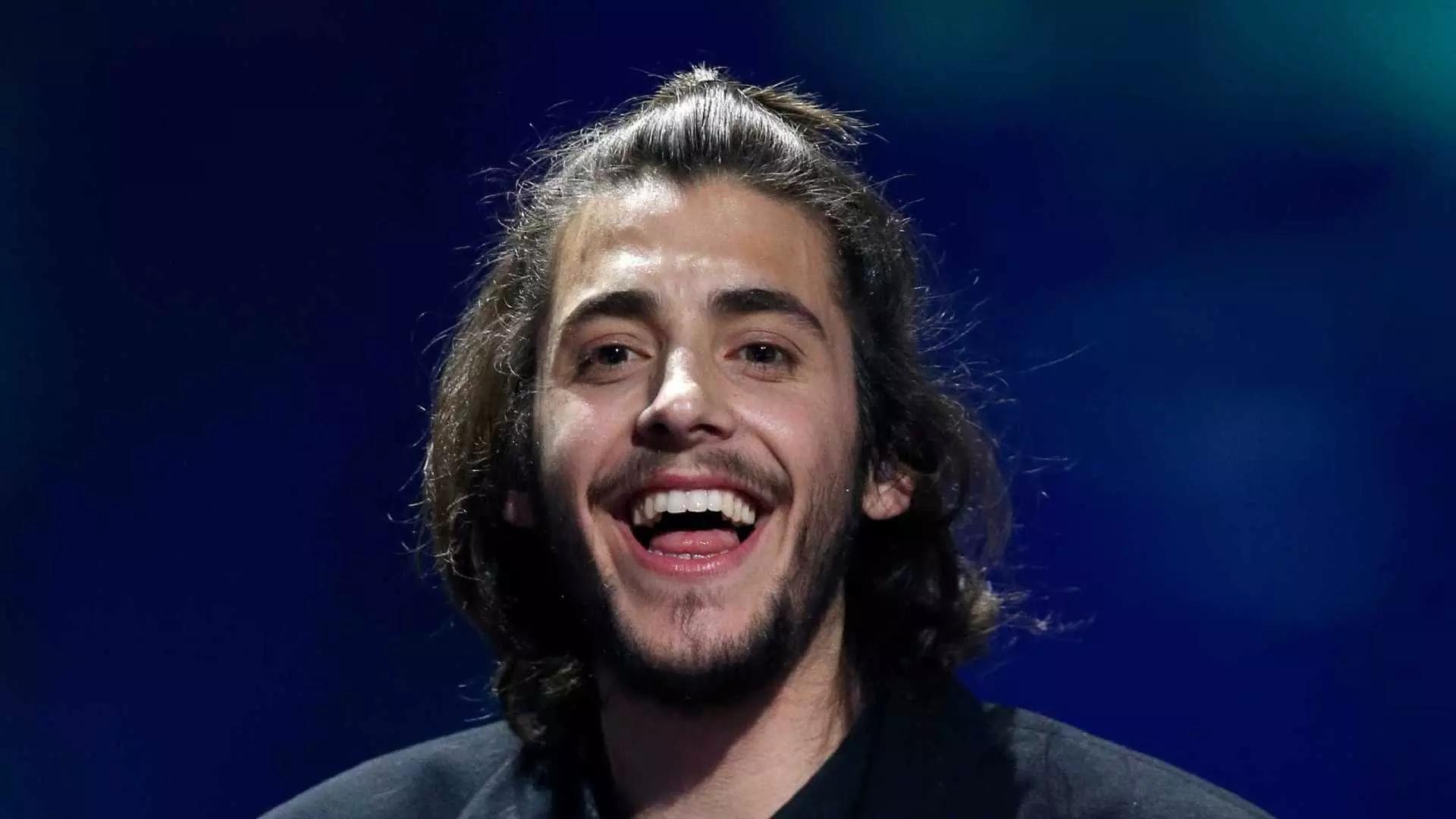 Parole che sono poesia, musicalità intensa e tante emozioni: un caso su tutti, il giovane Salvador Sobral.