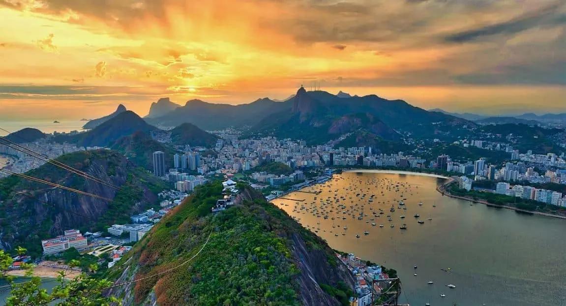 Nei quartieri del centro-sud di Rio de Janeiro puoi trovare alloggi per ogni fascia di prezzo a scelta tra hotel a Ipanema, Ostello a Copacabana o appartamento a Santa Teresa.