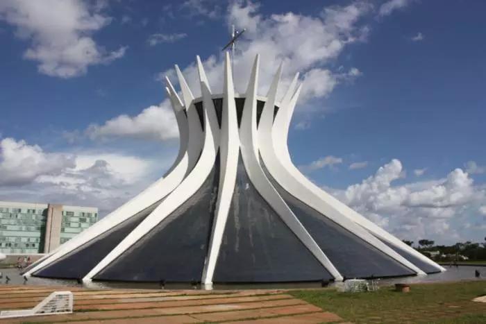 Brasilia è la capitale del paese dal 1960.