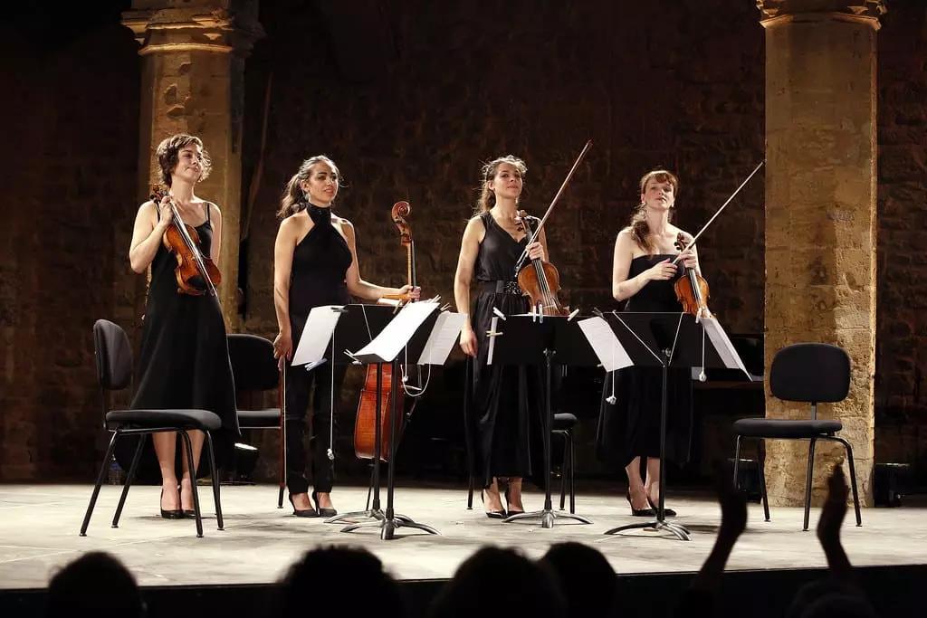 Milano offre mille corsi di violino per tutti.