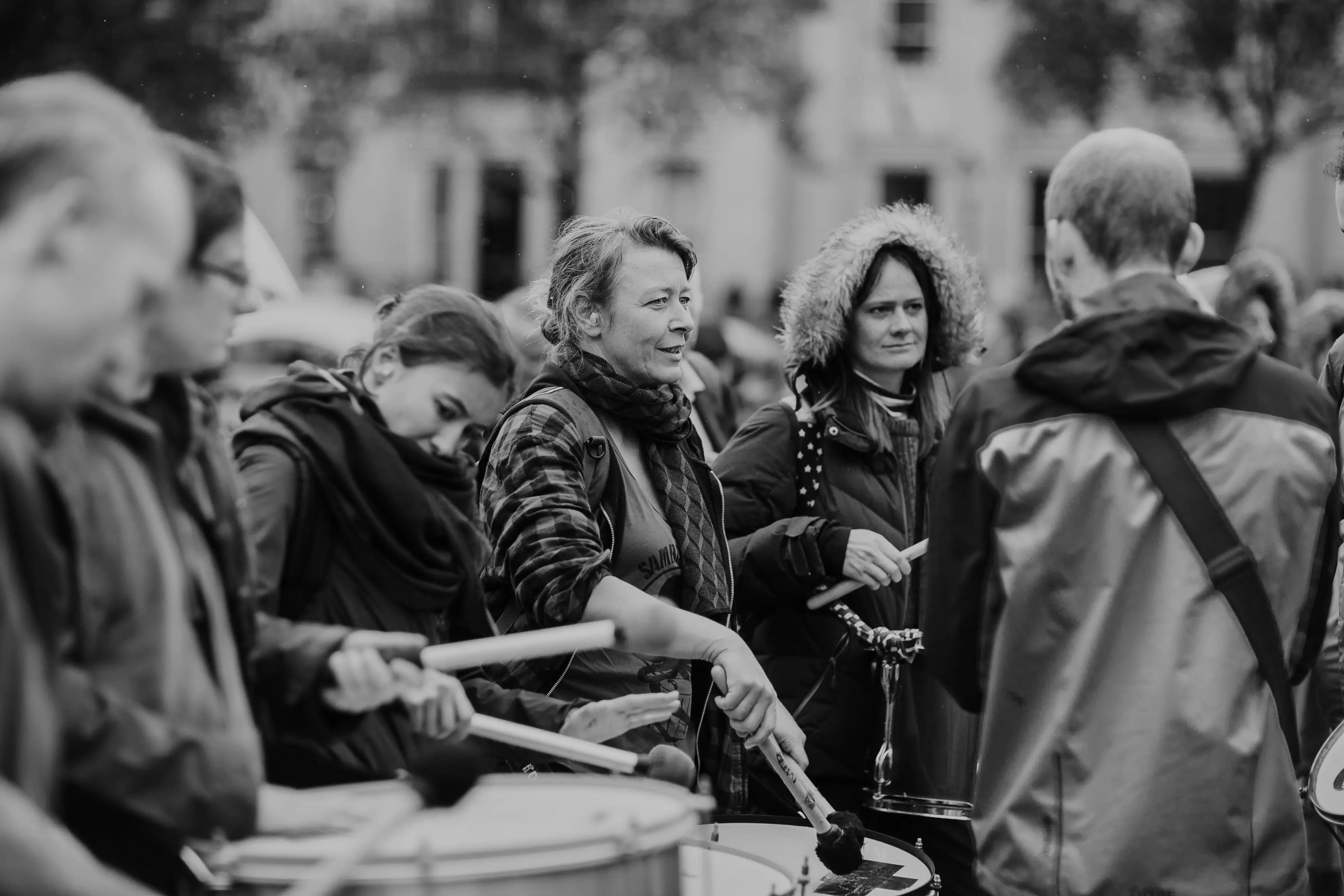 Condividi le tue passioni con altri batteristi! 