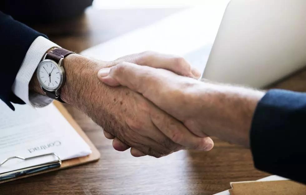 Assicurati di avere una stretta di mano sicura!