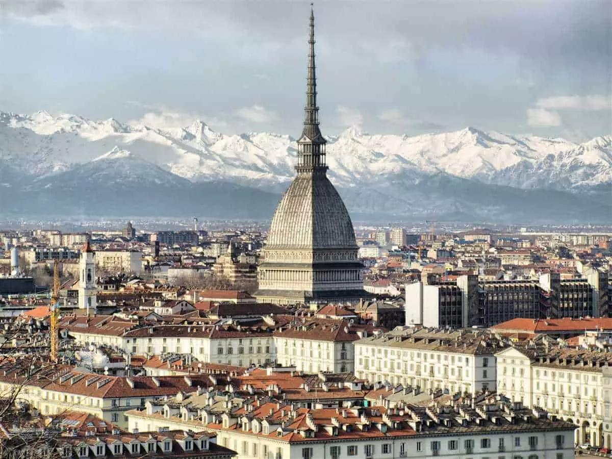 Se cerchi sessioni di coaching professionale a Torino puoi rivolgerti a enti di formazione e agenzie di consulenza specializzate, oppure contattare un coach autonomo tramite Superprof.