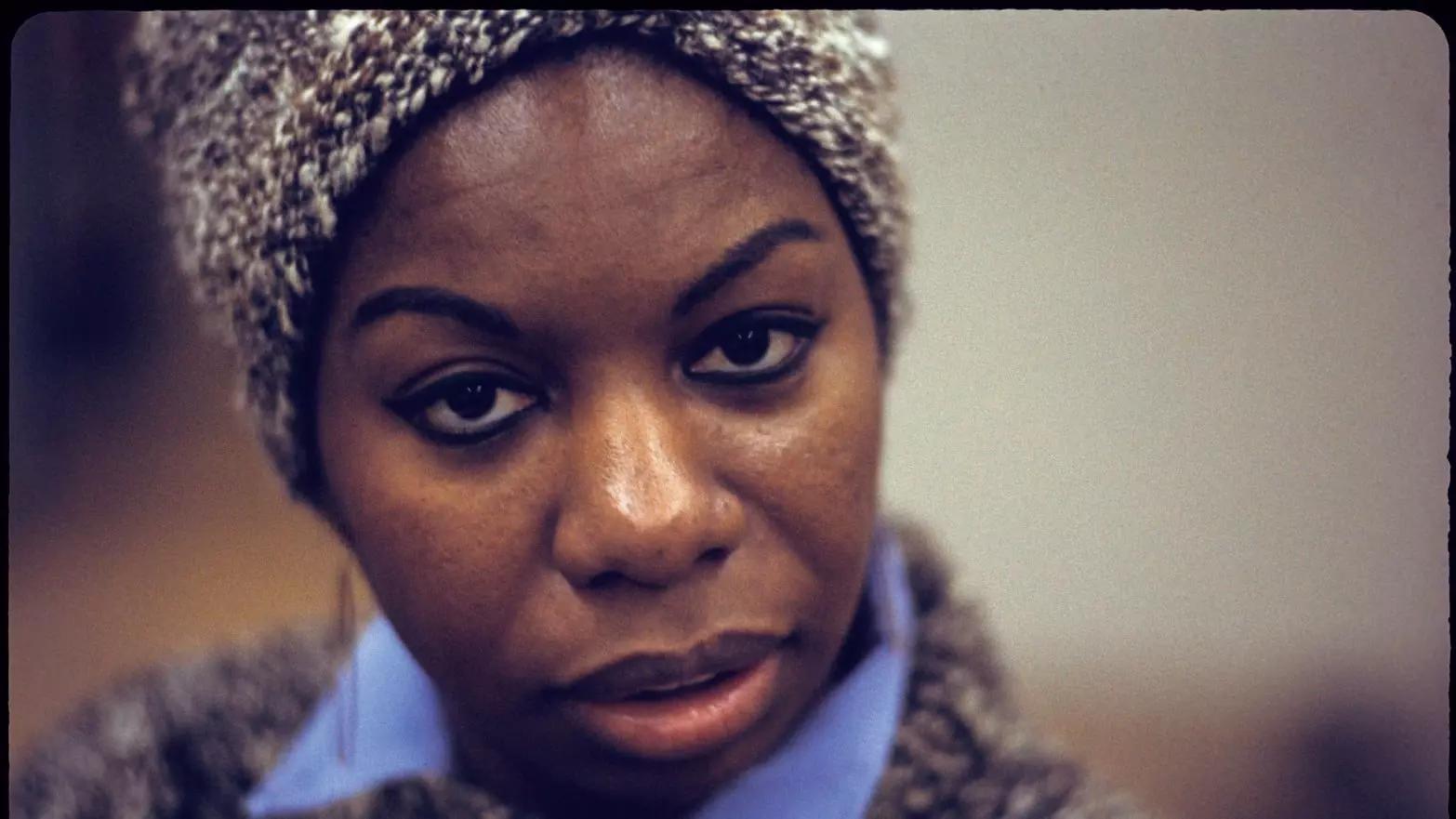Sebbene ci siano state molte interpretazioni del brano, quella di Nina Simone rimane la più celebre di tutte! 