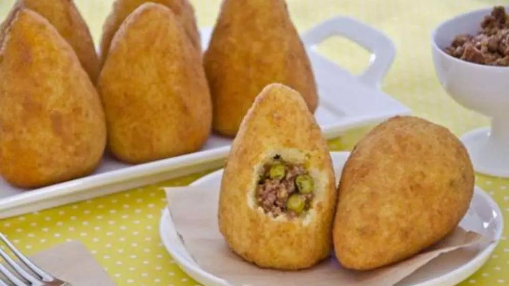 Le varianti alle ricette degli arancini sono decine e decine, in tutta l''isola.