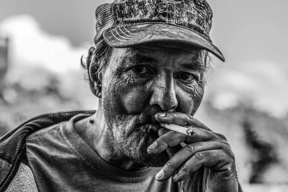 Ci sono casi di fumatori incalliti che superano ampiamente i 90 anni di età.