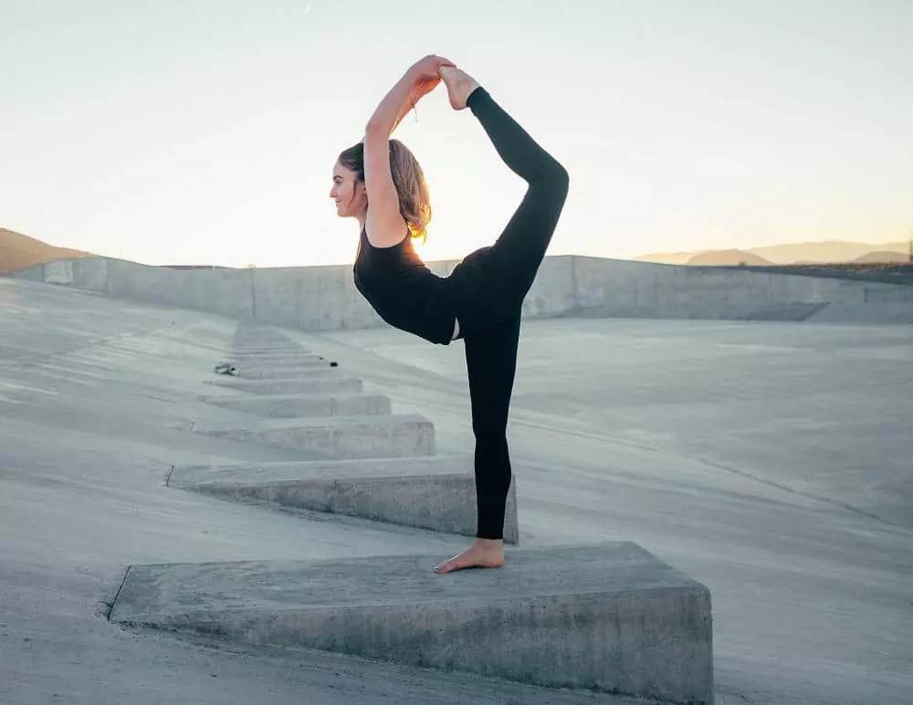 Concentrazione, meditazione, sviluppo muscolare e elasticità: ecco quello su cui lavorano i 5 tibetani.