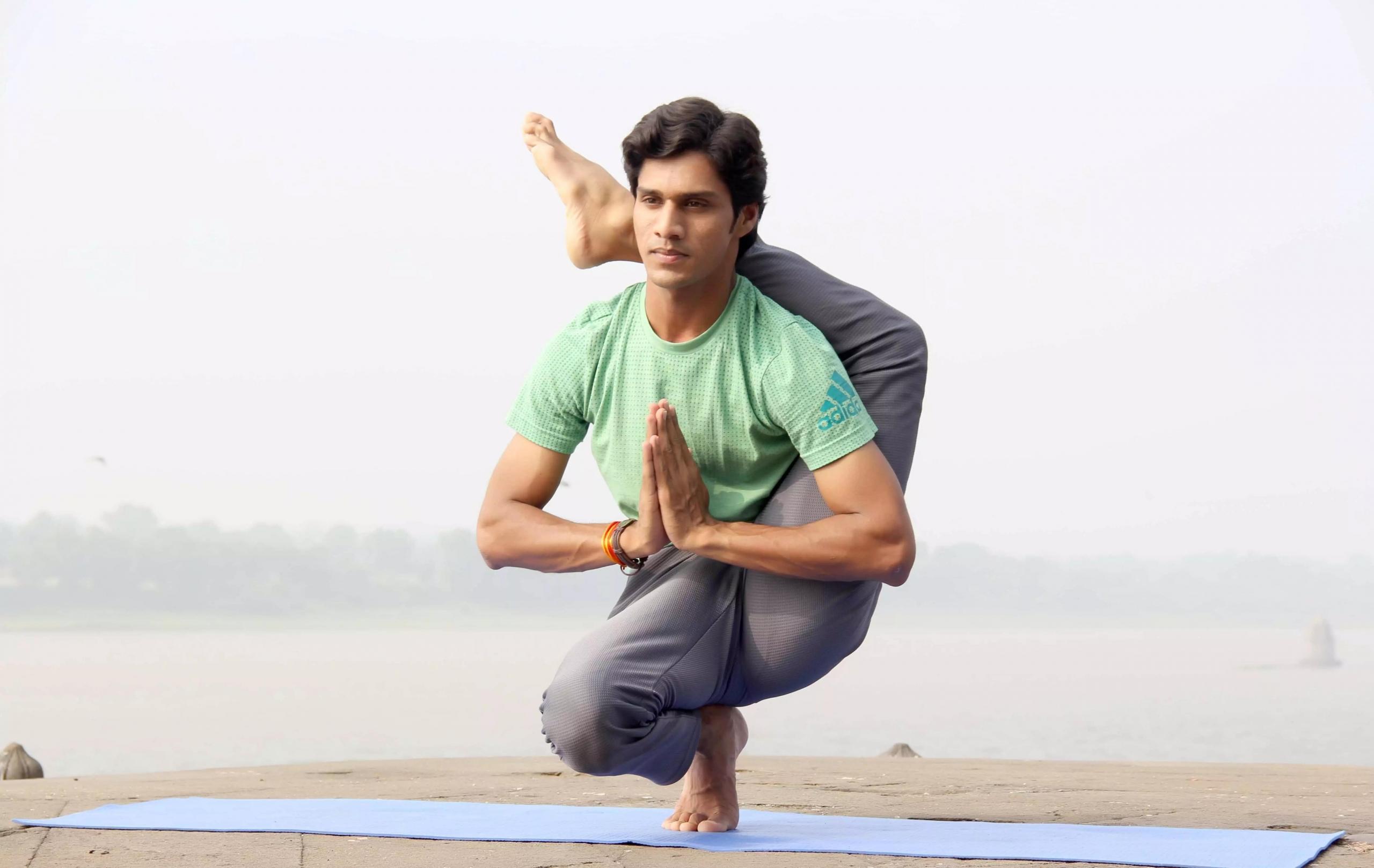 Trova un corso di yoga con Superprof!