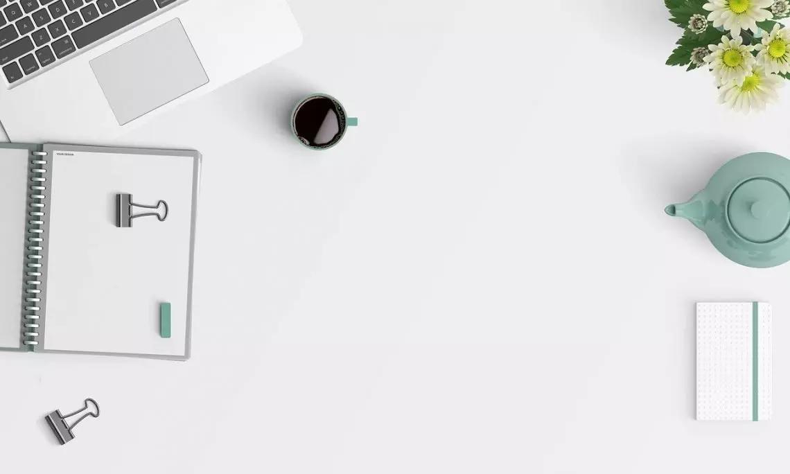 Prima di iniziare una lezione online procurati tutto il materiale necessario.