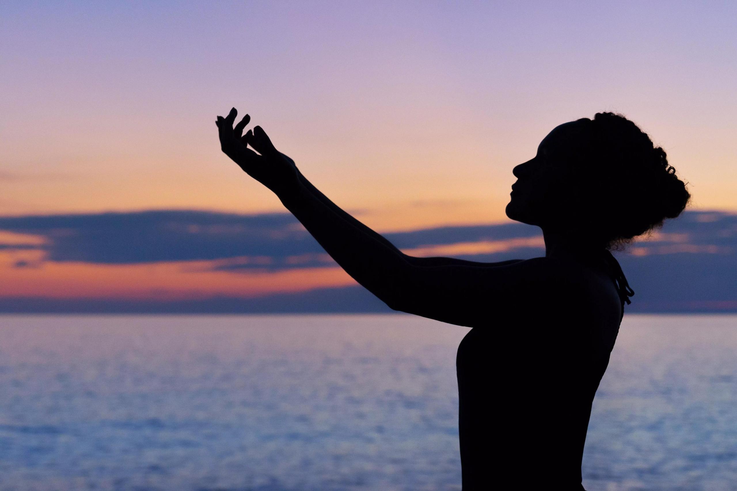 La yoga terpia è l'utilizzo di esercizi di yog per stare bene