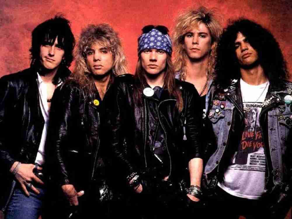 La sua attività, tuttavia, non si è limitata ai lavori eccellenti con Axl Roses e il resto della band.