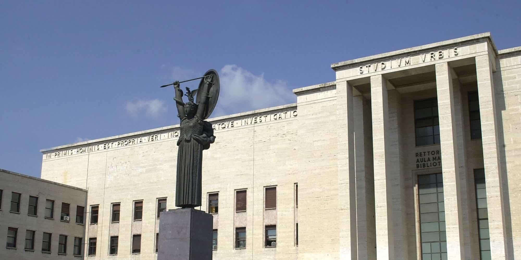 Alla Sapienza, Roma Tre e Tor Vergata offrono tutte un corso di laurea in scienze informatiche.